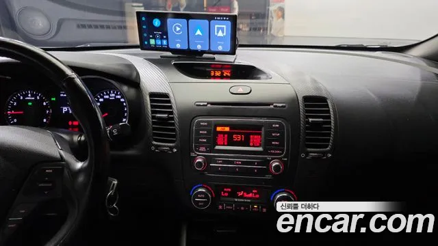 Kia K3 2015 thumb 4