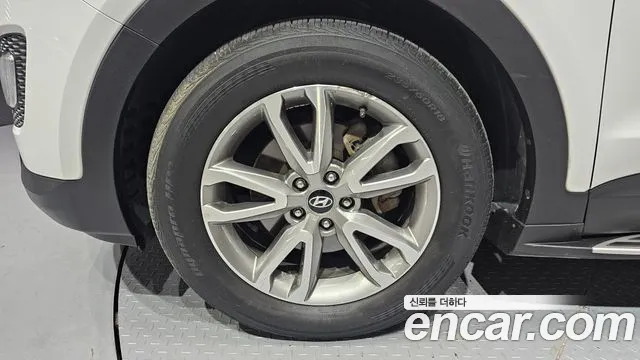 Hyundai Санта Фе 2013 thumb 4