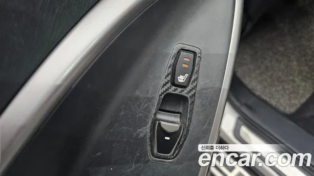 Hyundai Санта Фе 2013 thumb 10