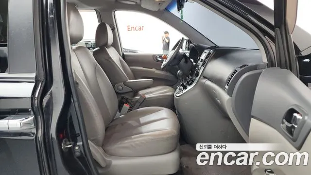 Kia Carnival 2008 thumb 4