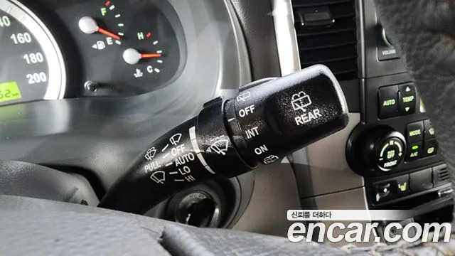 Kia Carnival 2008 thumb 7