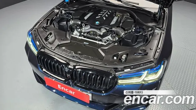 BMW 5 серии 2023 thumb 2