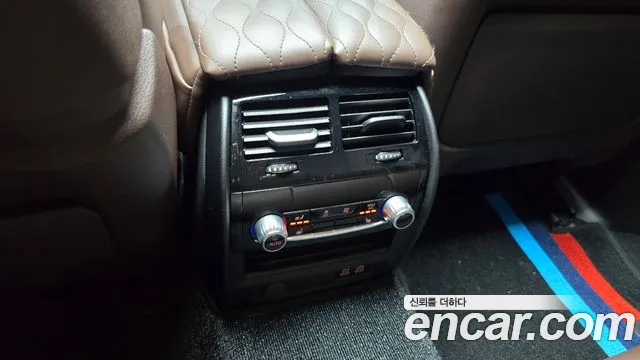 BMW 5 серии 2023 thumb 10