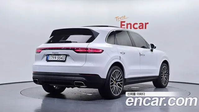 Porsche Cayenne 2019 thumb 8