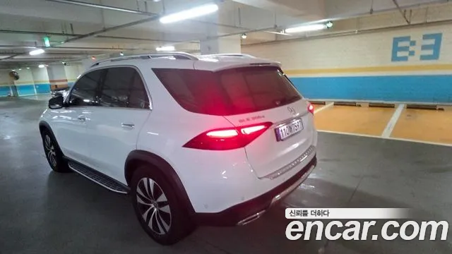 Mercedes-Benz E-Класс 2026 thumb 10