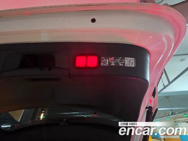 Mercedes-Benz E-Класс 2026 thumb 9