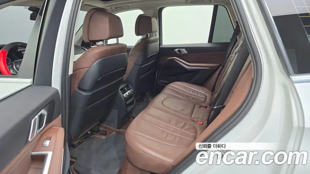 BMW X5 2019 thumb 6