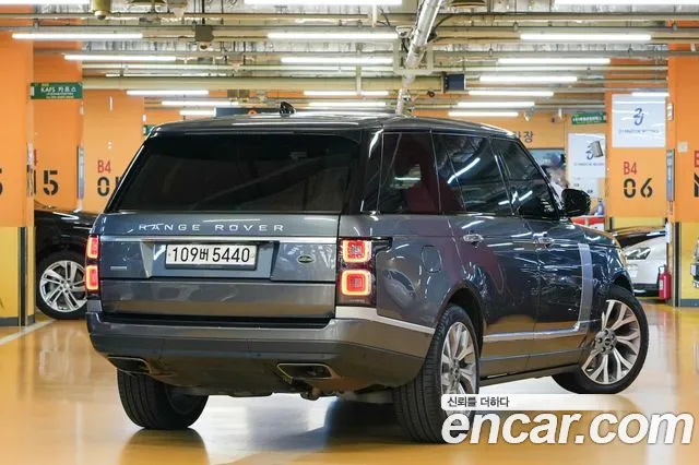 Land Rover Range Rover 2018 thumb 10