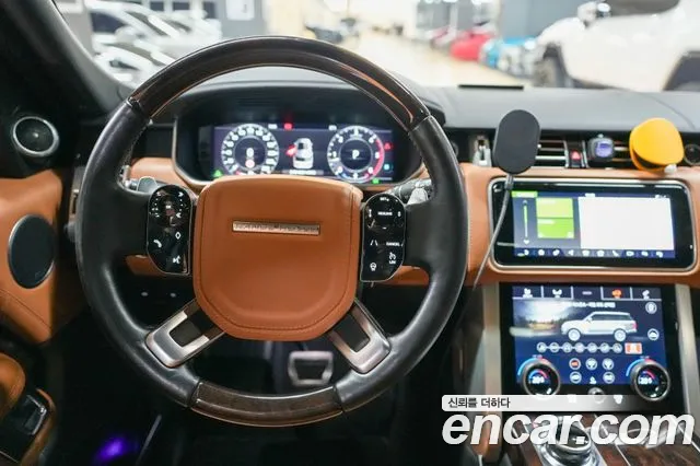 Land Rover Range Rover 2018 thumb 6