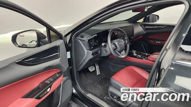 Lexus NX 350h 2025 thumb 8