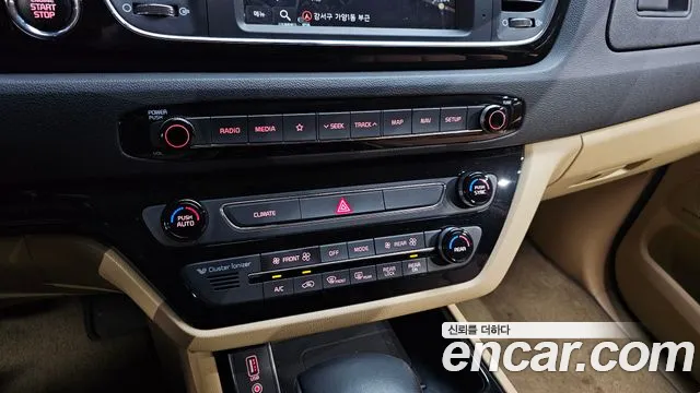 Kia Carnival 2018 thumb 4