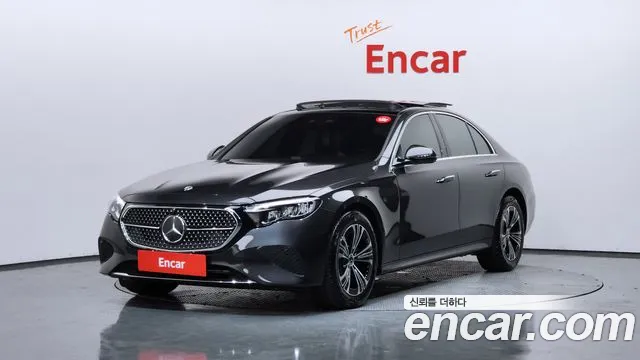 Mercedes-Benz E-Class 2025 thumb 2