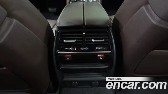 BMW 5 серии 2019 thumb 6
