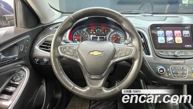Chevrolet Malibu 2017 thumb 2