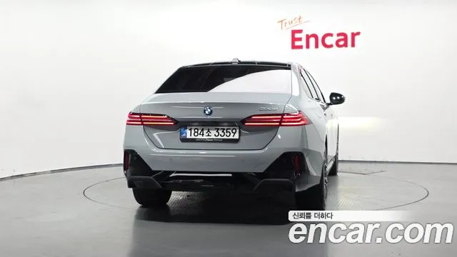 BMW 5 серии 2025 thumb 7