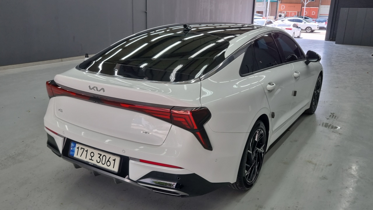 Kia Hybrid 2024 thumb 11