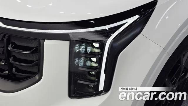 Kia Carnival 2025 thumb 3