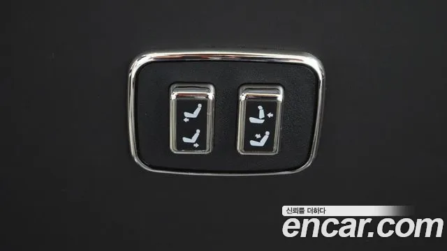 Kia Carnival 2025 thumb 5