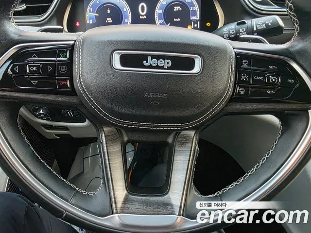 Jeep Grand Cherokee 2021 thumb 11