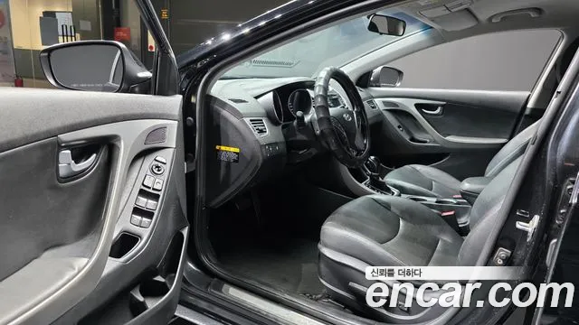 Hyundai Elantra 2014 thumb 5
