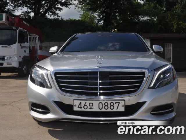Mercedes-Benz S-Class 2016 thumb 9