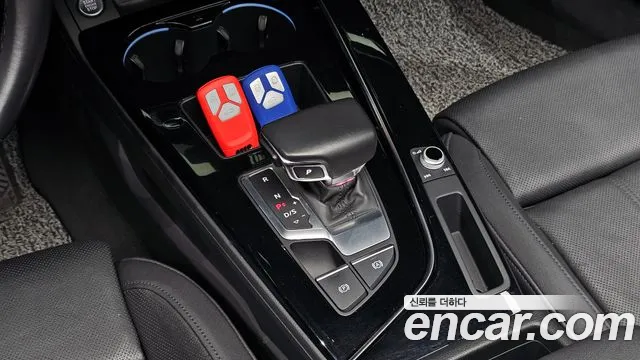 Audi A4 2021 thumb 12