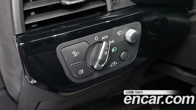 Audi A4 2021 thumb 3