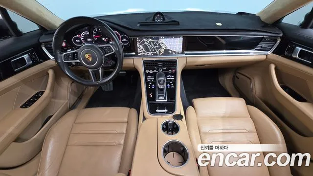 Porsche Panamera 2018 thumb 6