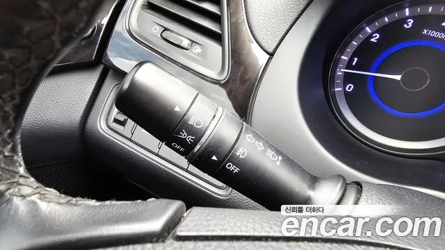 Hyundai Grandeur 2014 thumb 11