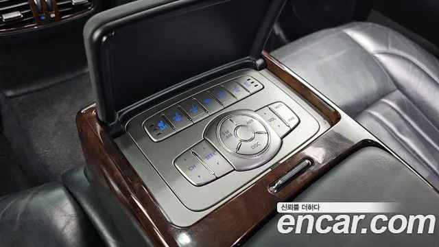 Hyundai Genesis 2011 thumb 7