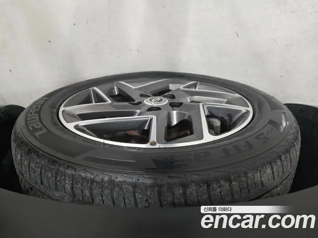 KGM Tivoli Air 2021 thumb 2