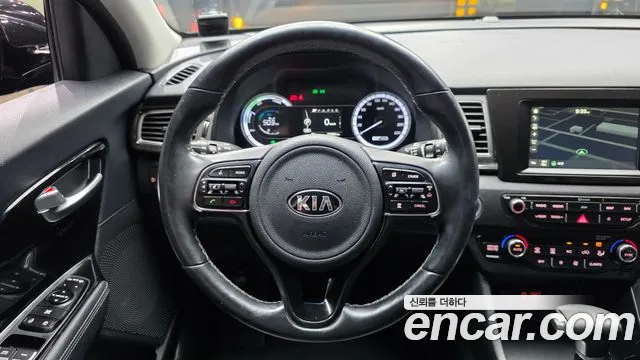 Kia Niro 2018 thumb 5