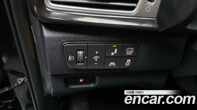 Kia Niro 2018 thumb 3