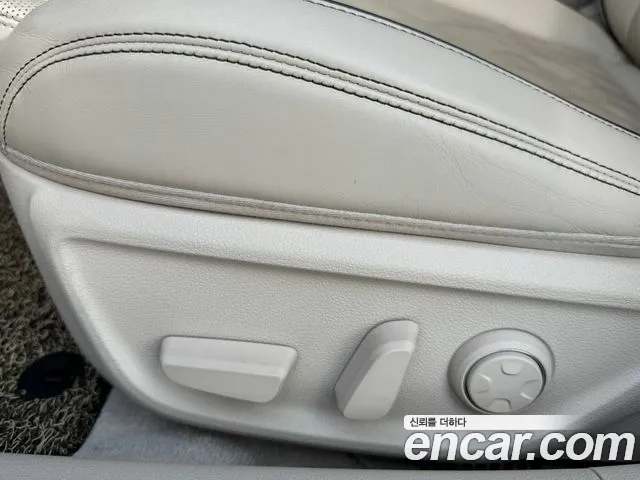 Genesis G70 2019 thumb 6
