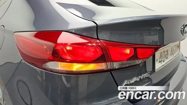 Hyundai Avante 2018 thumb 4
