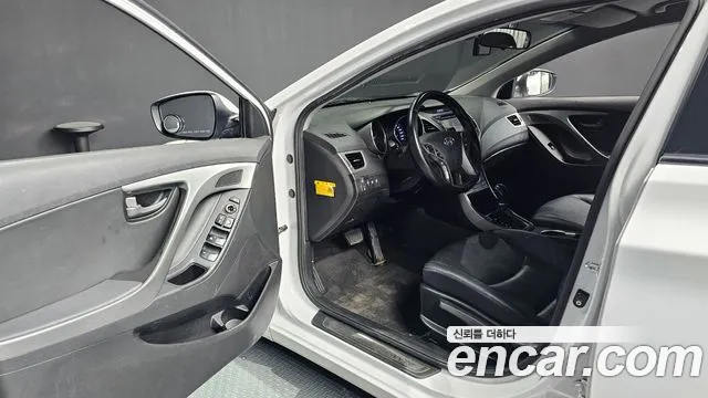 Hyundai Elantra 2014 thumb 2