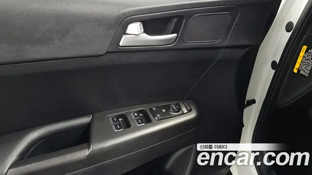 Kia Sportage 2015 thumb 12