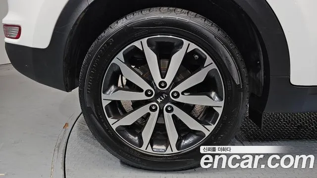 Kia Sportage 2015 thumb 11