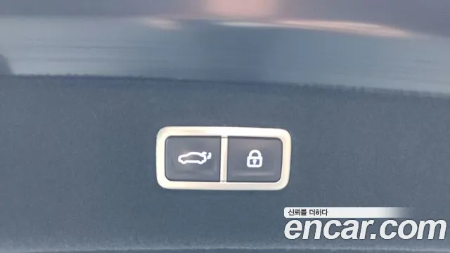 Genesis G90 2022 thumb 6