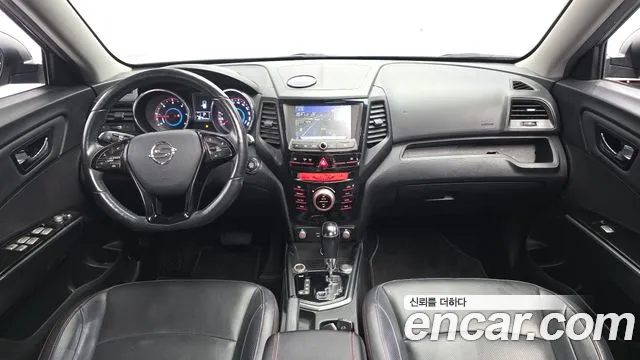 KGM Tivoli Air 2016 thumb 12