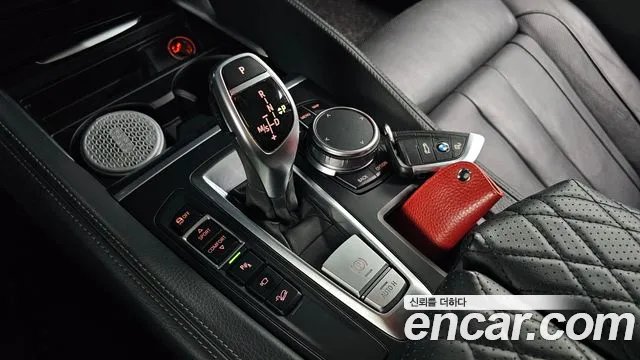 BMW X6 2019 thumb 9