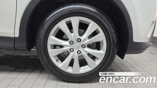 Toyota RAV4 2014 thumb 6