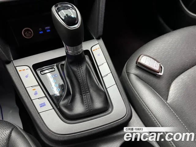 Hyundai Elantra 2019 thumb 4