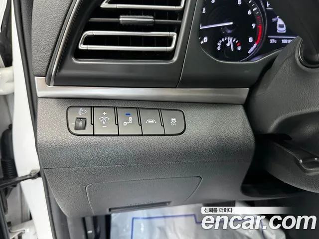 Hyundai Elantra 2019 thumb 5