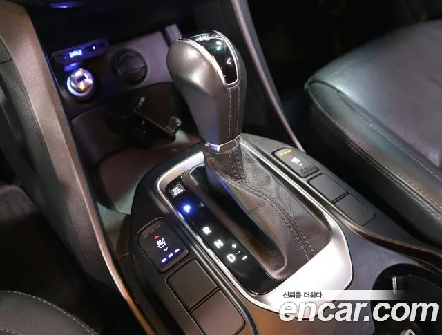 Hyundai Санта Фе 2014 thumb 7