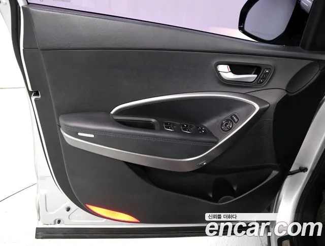 Hyundai Санта Фе 2014 thumb 2