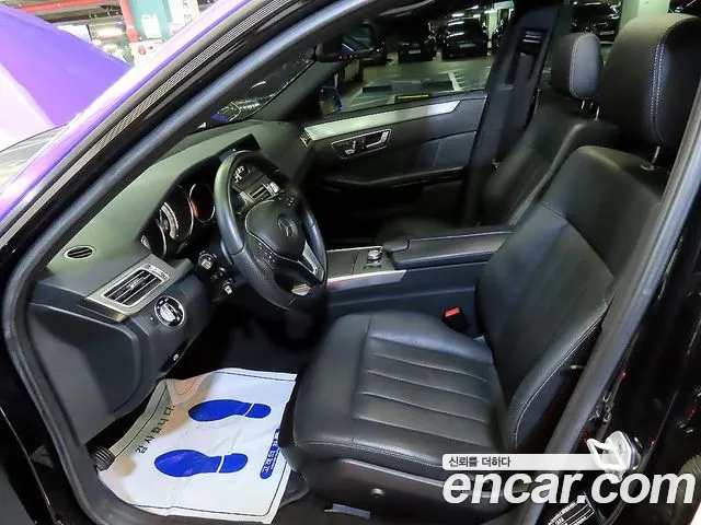 Mercedes-Benz E-Class 2013 thumb 5