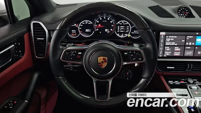 Porsche Cayenne 2020 thumb 8