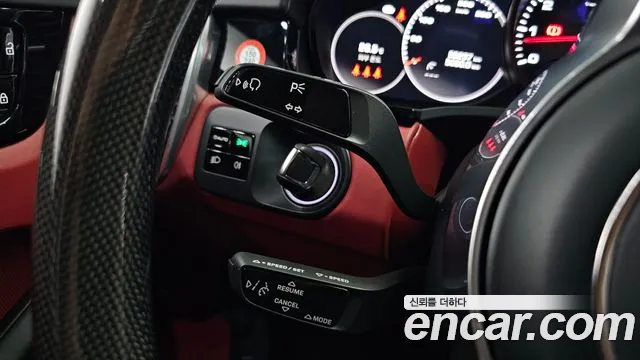 Porsche Cayenne 2020 thumb 10