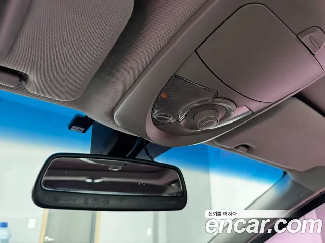 KGM Korando 2012 thumb 4